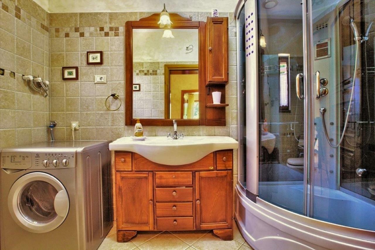 Holiday Home Sarita Šišan Екстериор снимка