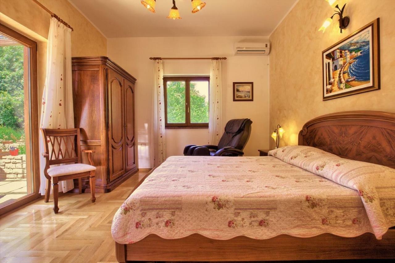 Holiday Home Sarita Šišan Екстериор снимка
